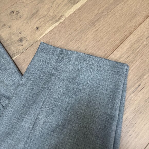 Theory Cropped Pants - Picture 3 of 9